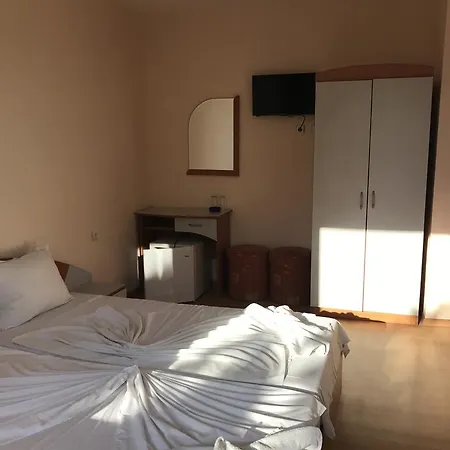 Arkadia Hotell 2*
