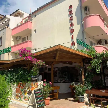 Hotel Arkadia 2*