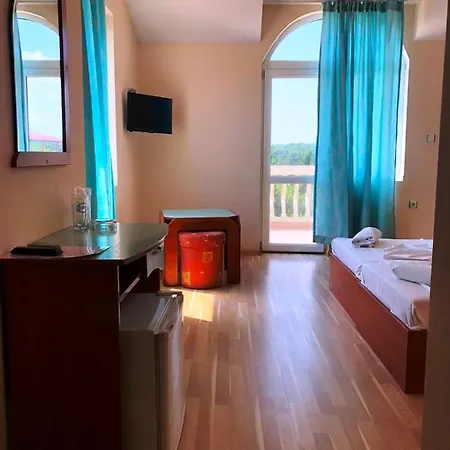 Arkadia 2* Πριμόρσκο