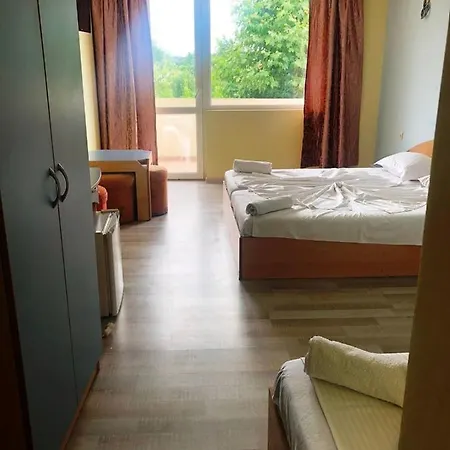 Arkadia 2* Πριμόρσκο