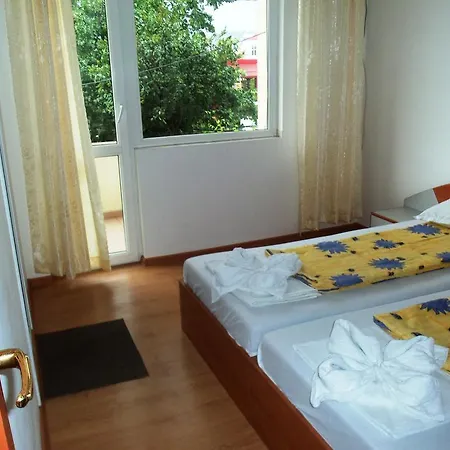 Хотел Arkadia