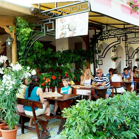 Ξενοδοχείο Arkadia Πριμόρσκο